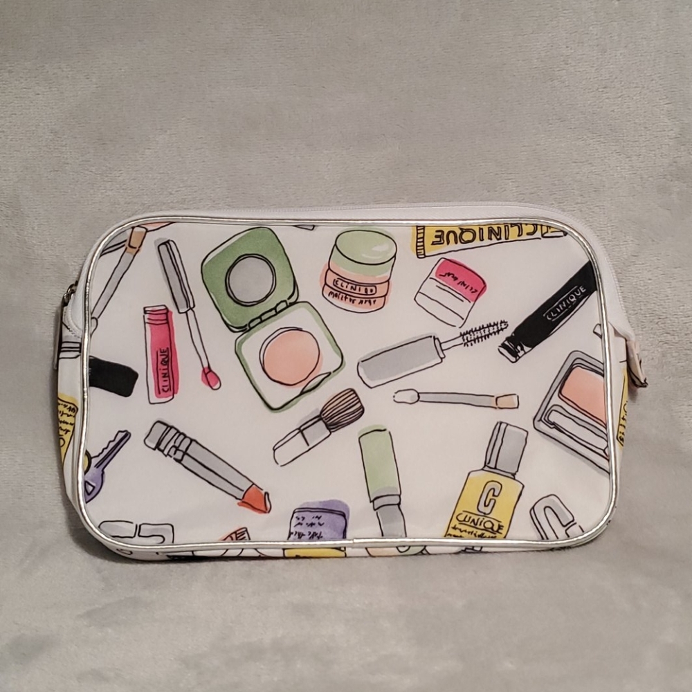 CLINIQUE • Cosmetic Bag